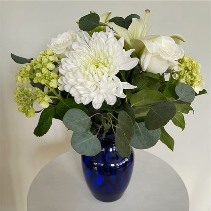 Snowy Dreams Bouquet –  Friendly Flower Shop, San Angelo TX
