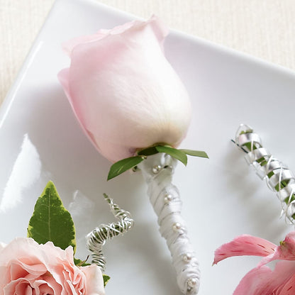 Pink Rose Boutonniere –  Friendly Flower Shop, San Angelo TX